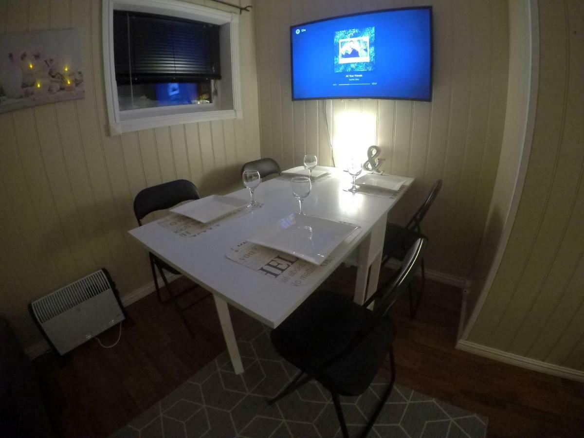 Apartment Near The Airport Тромсе Екстер'єр фото